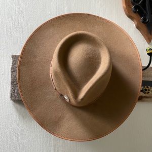 Lack of Color Teak Rancher